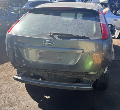 2005 FORD FOCUS Front Bumper