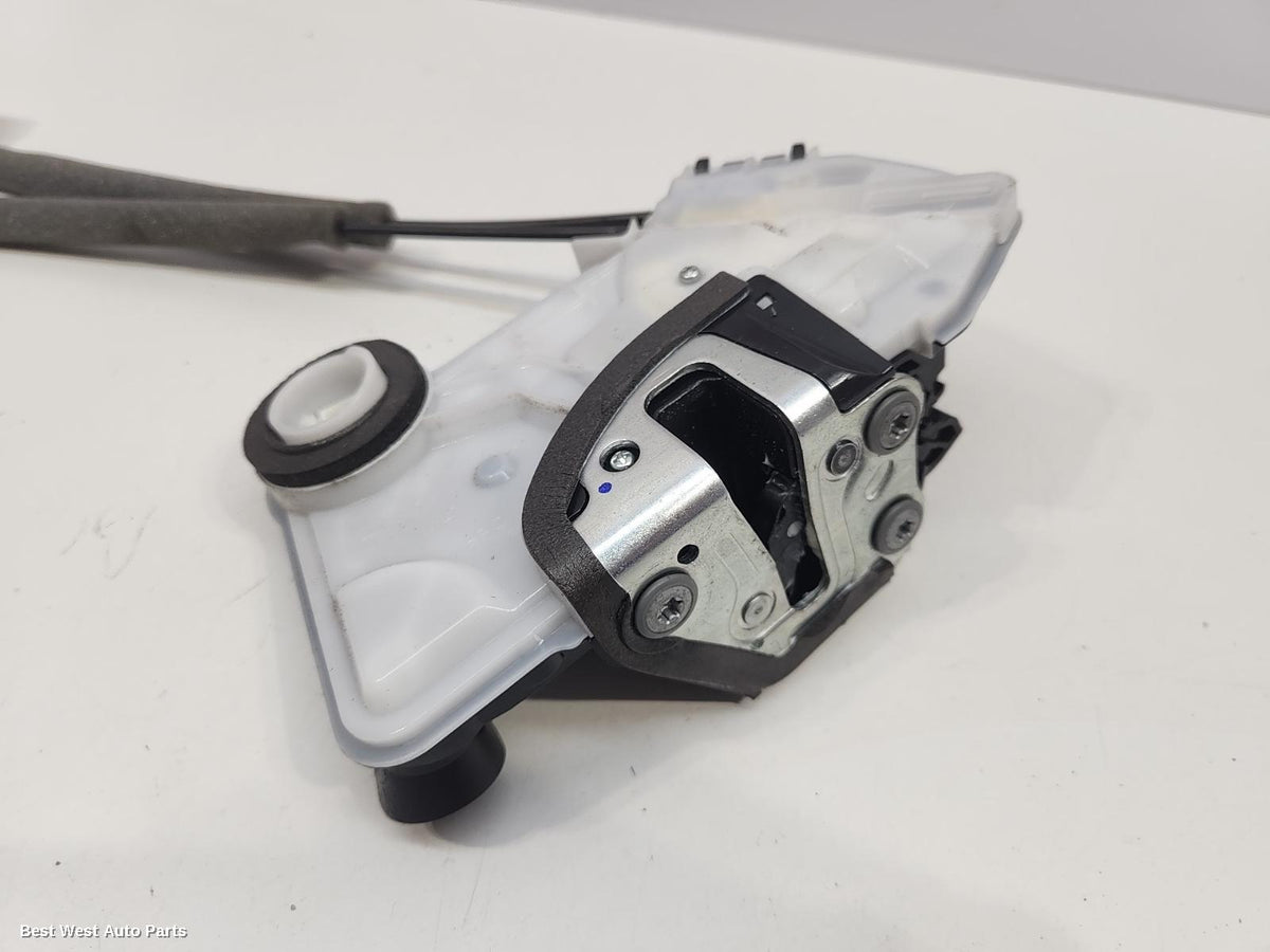 2022 TOYOTA KLUGER Door/Boot/Gate Lock
