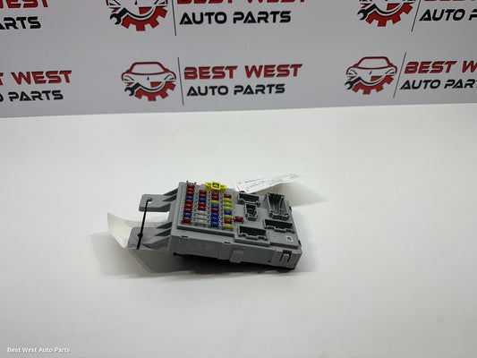 2015 HYUNDAI ILOAD/IMAX Fuse Box