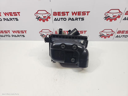 2013 TOYOTA COROLLA Air Cleaner/Box