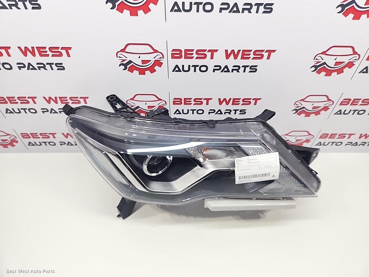 2019 NISSAN PATHFINDER Right Headlamp