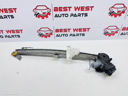 2021 SUBARU FORESTER Left Front Window Reg/Motor