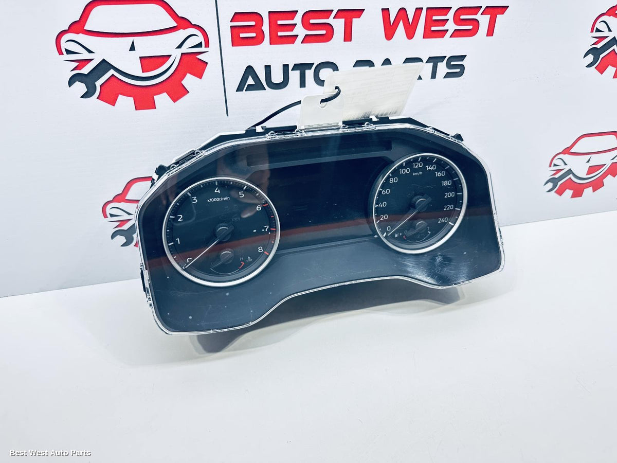 2023 MITSUBISHI OUTLANDER Instrument Cluster