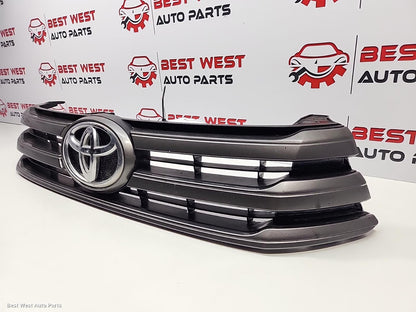 2017 TOYOTA HILUX Grille