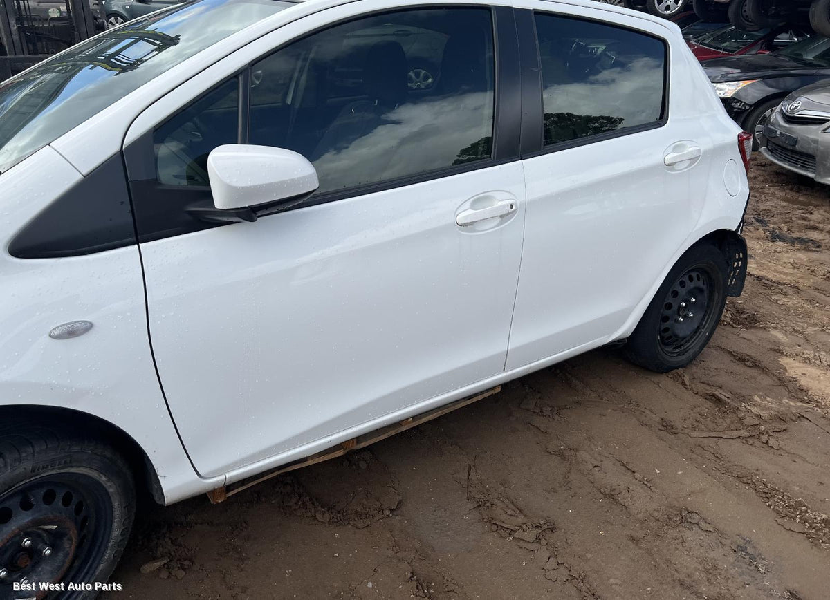 2019 TOYOTA YARIS Left Front Lower Control Arm