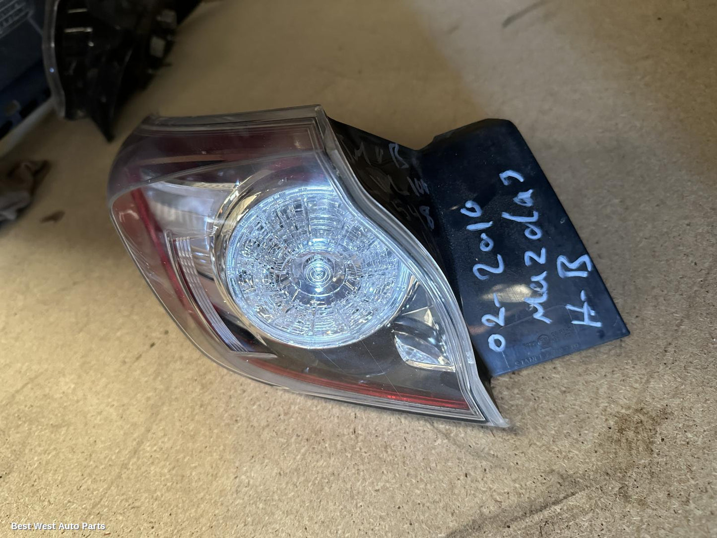 2010 MAZDA 3 Left Taillight