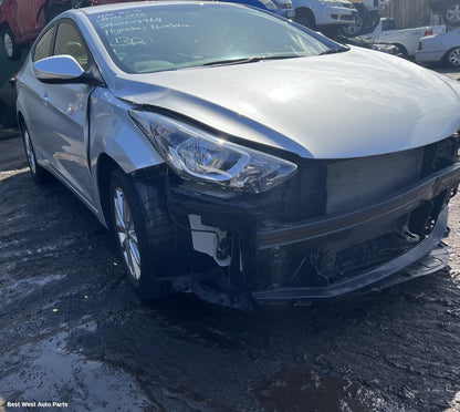 2015 HYUNDAI ELANTRA Right Front Door Window