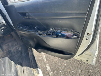 2019 TOYOTA HILUX Pwr Dr Wind Switch