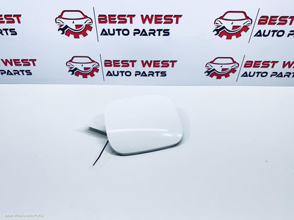 2024 TOYOTA HILUX Fuel Door / Filler