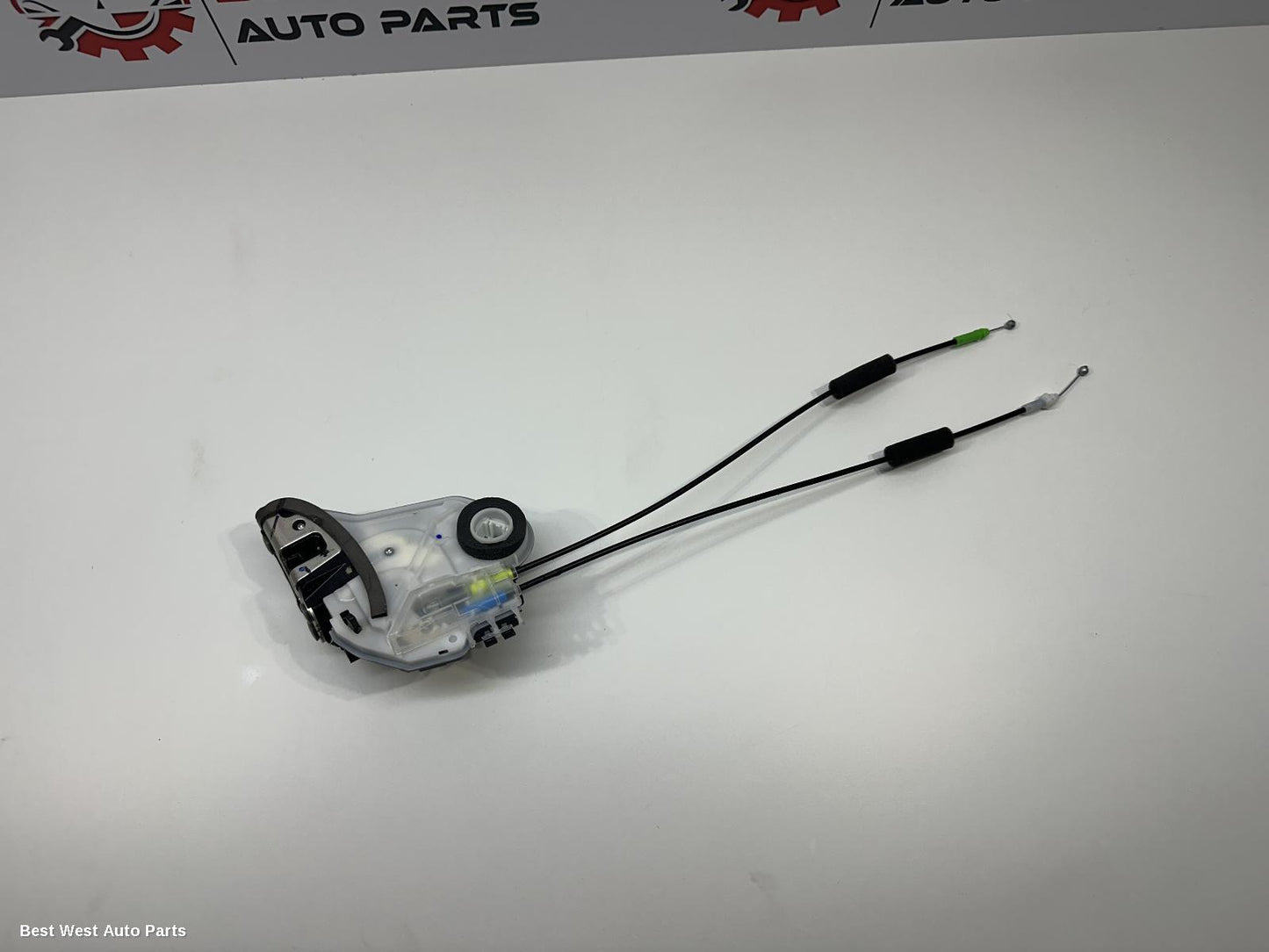 2024 TOYOTA HILUX Door/Boot/Gate Lock