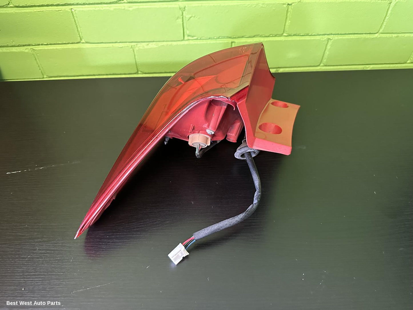 2013 TOYOTA COROLLA Right Taillight