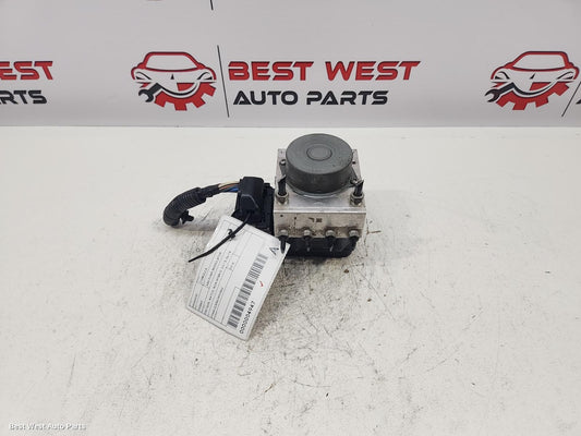 2018 TOYOTA COROLLA Abs Pump/Modulator