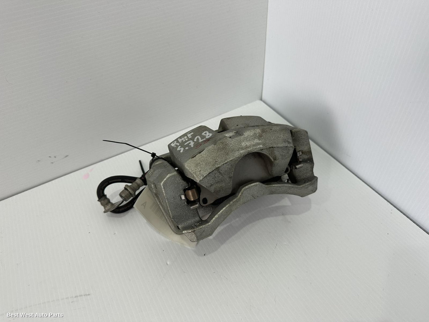 2021 TOYOTA CAMRY Caliper