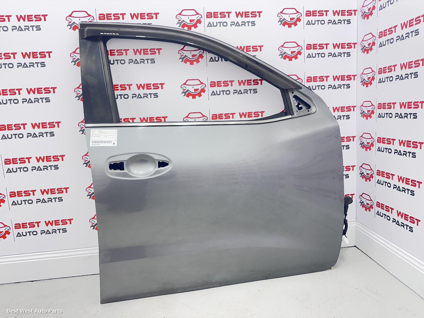 2021 NISSAN NAVARA Right Front Door
