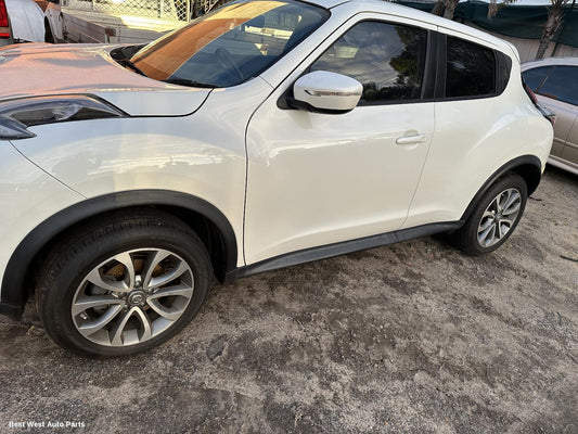 2015 NISSAN JUKE Left Guard