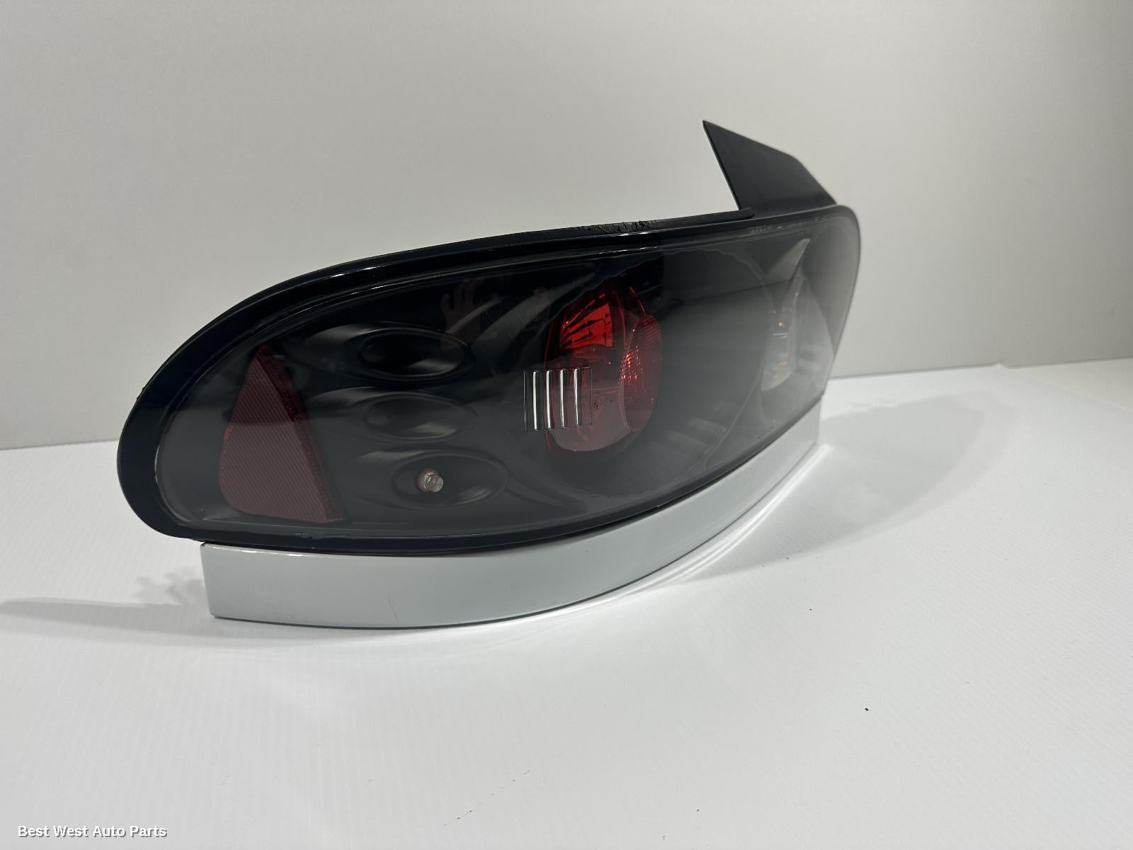 2000 SUBARU IMPREZA Left Taillight