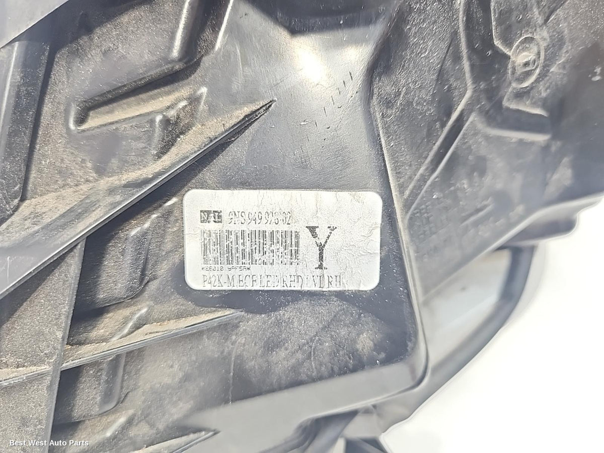 2019 NISSAN PATHFINDER Right Headlamp