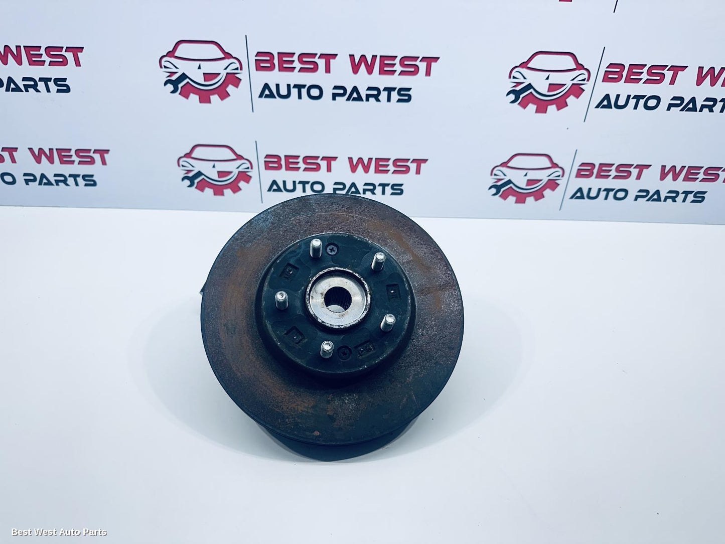 2018 HYUNDAI I30 Left Front Hub Assembly