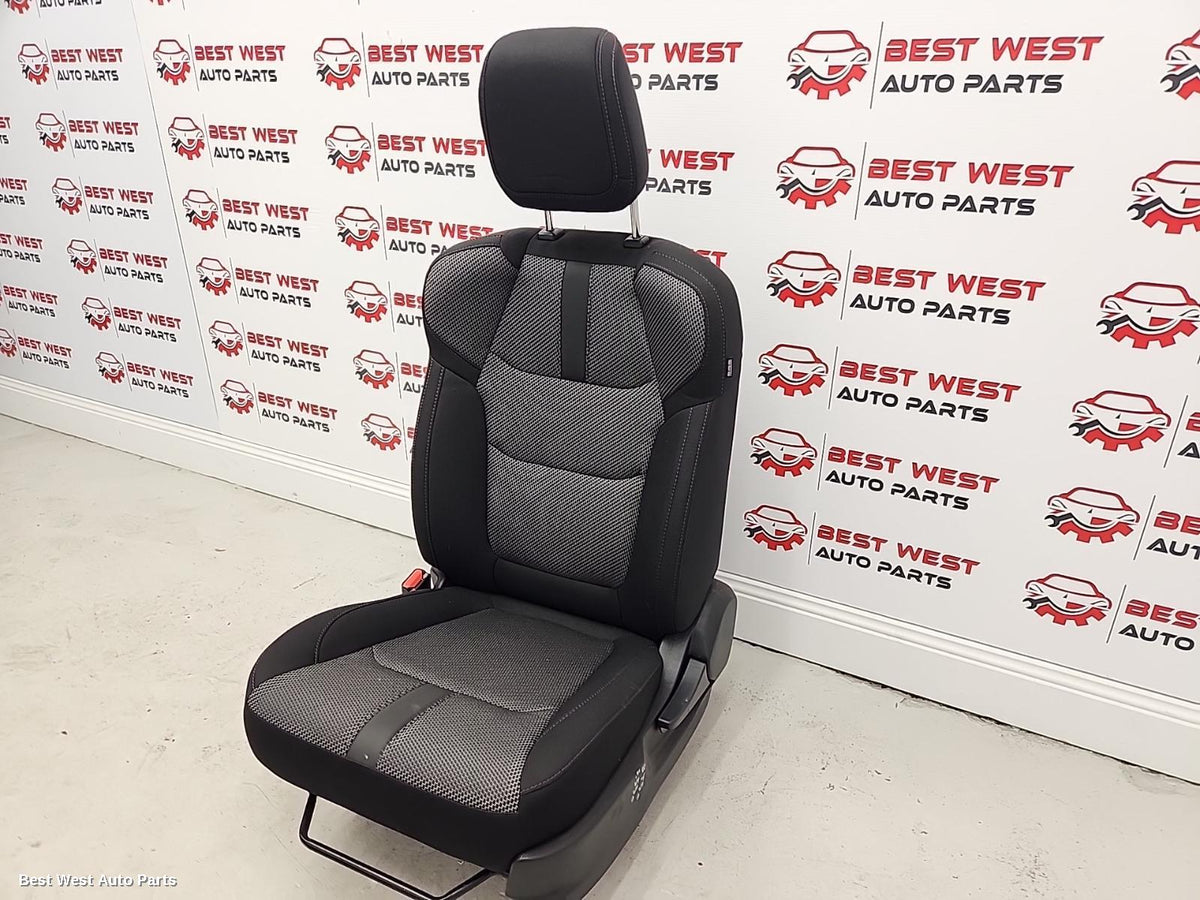2025 MAZDA BT50 Front Seat