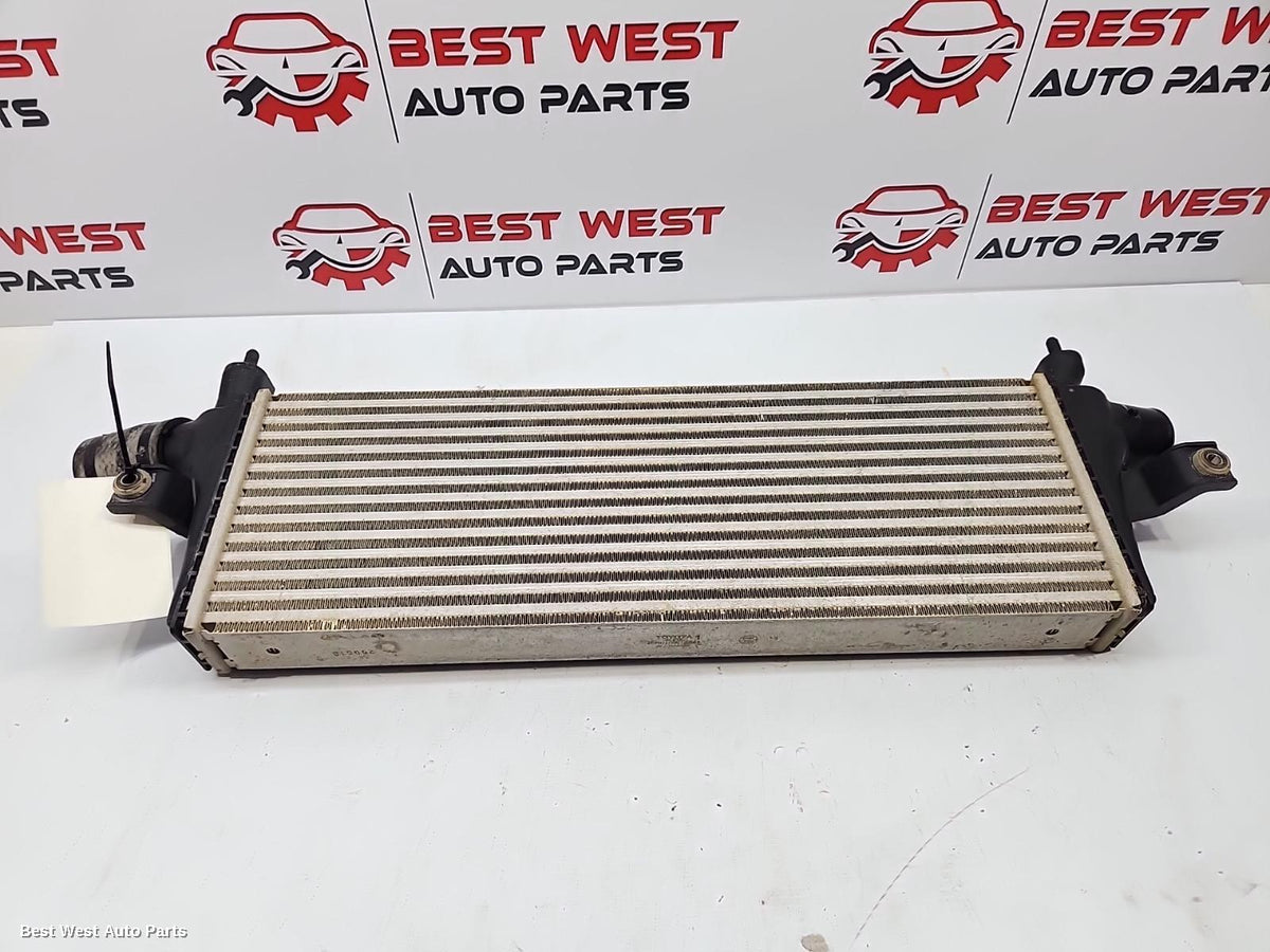 2017 TOYOTA HILUX Intercooler