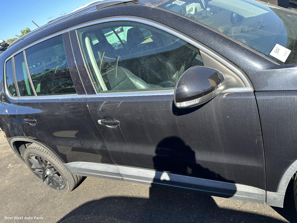 2010 VOLKSWAGEN TIGUAN Radiator Support