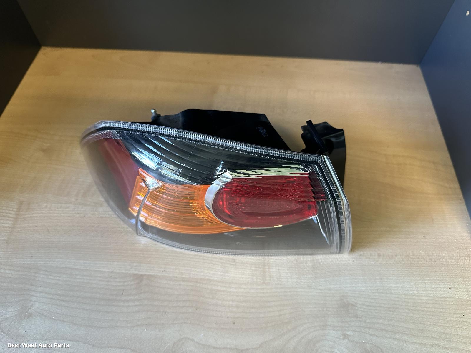 2011 MITSUBISHI LANCER Left Taillight