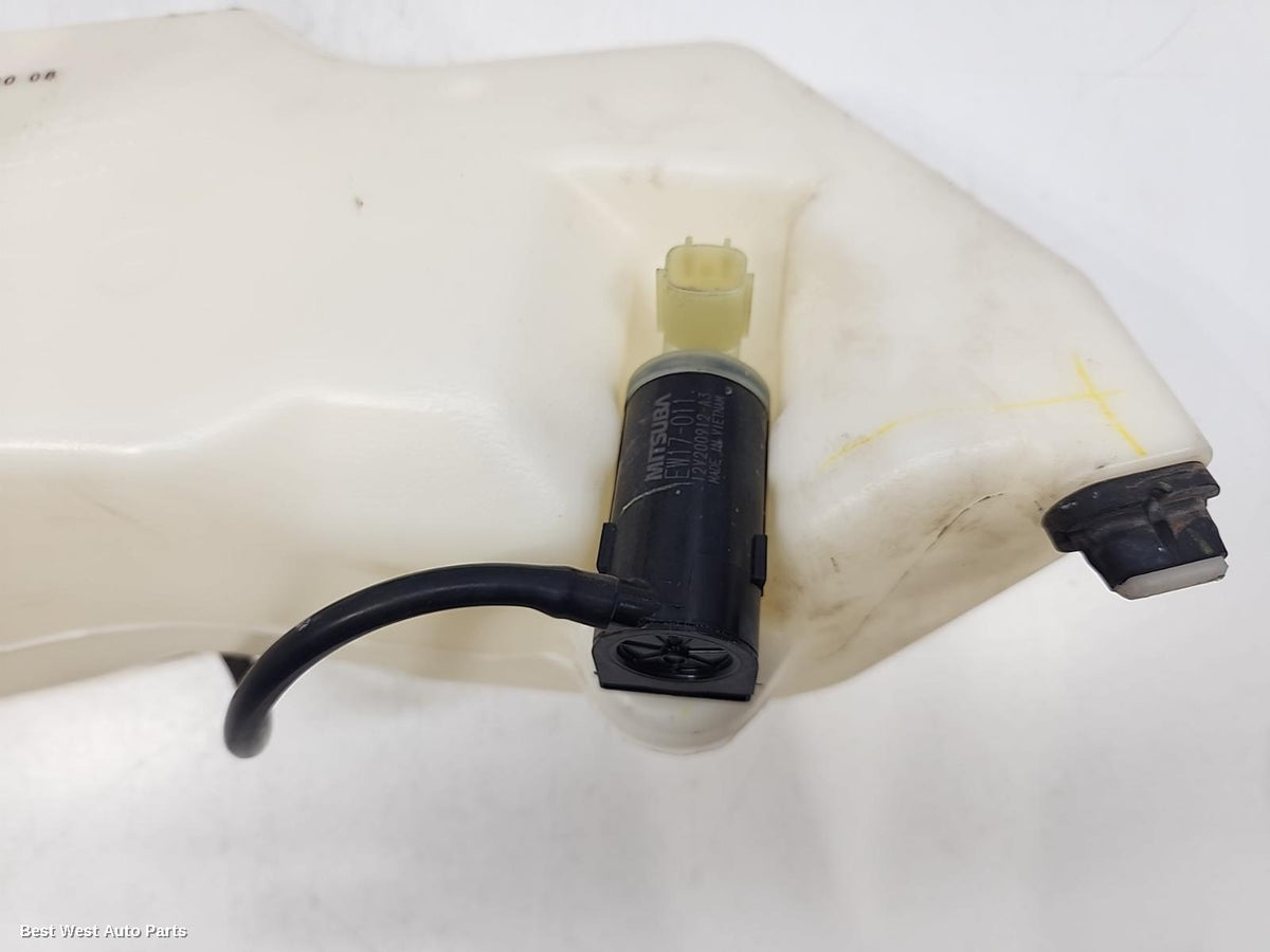 2020 ISUZU DMAX Washer Bottle