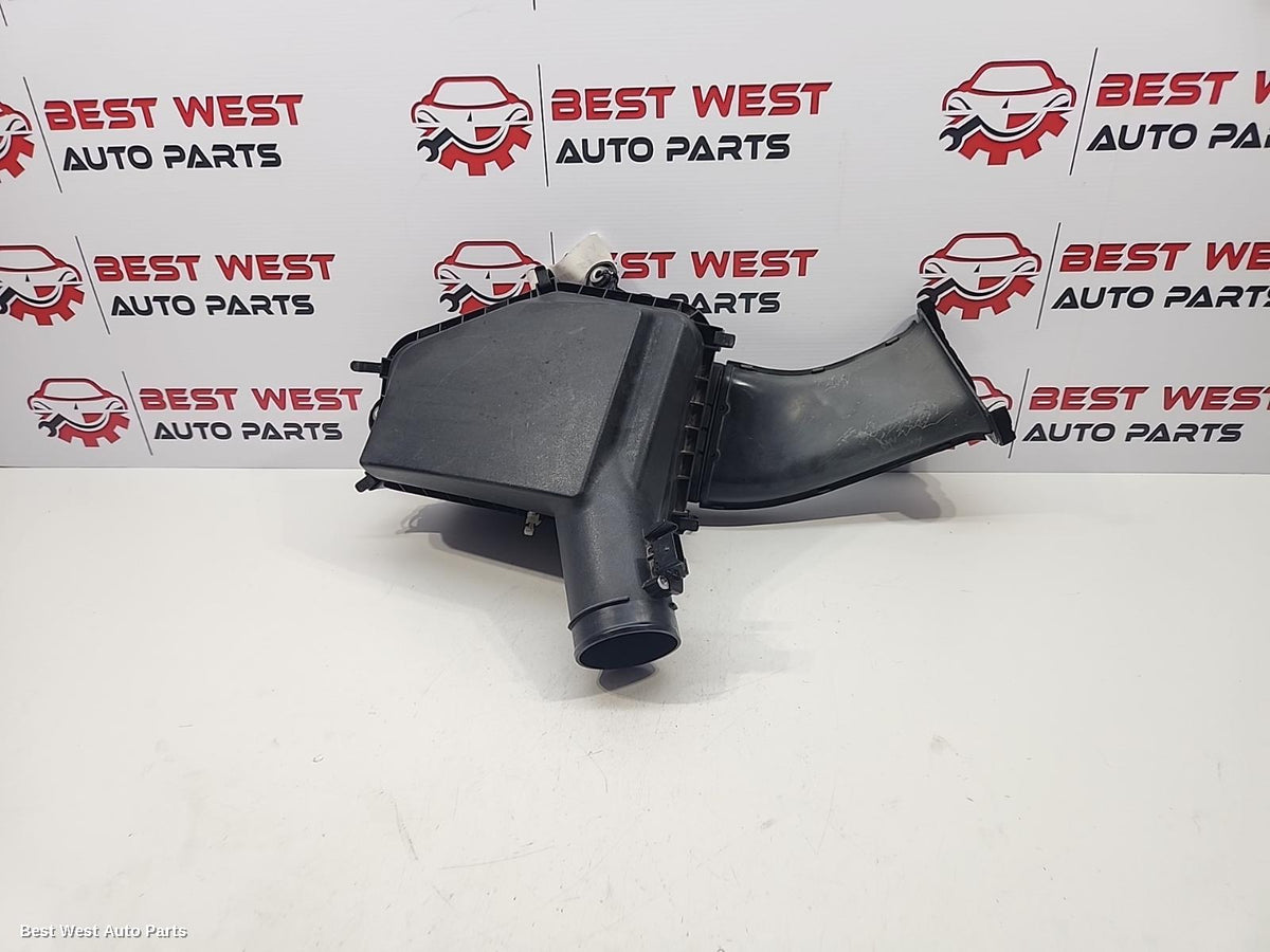 2013 HOLDEN COMMODORE Air Cleaner/Box