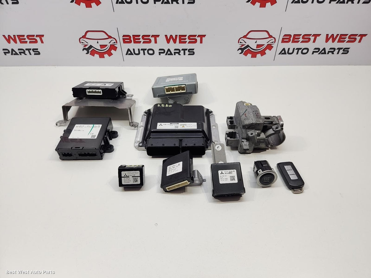 2019 MITSUBISHI PAJERO Ecu