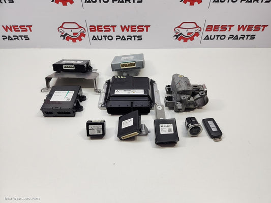 2019 MITSUBISHI PAJERO Ecu