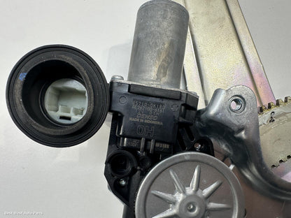 2024 TOYOTA HILUX Left Rear Wnd Reg/Motor