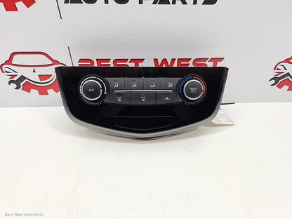 2018 NISSAN XTRAIL Heater/Ac Controls