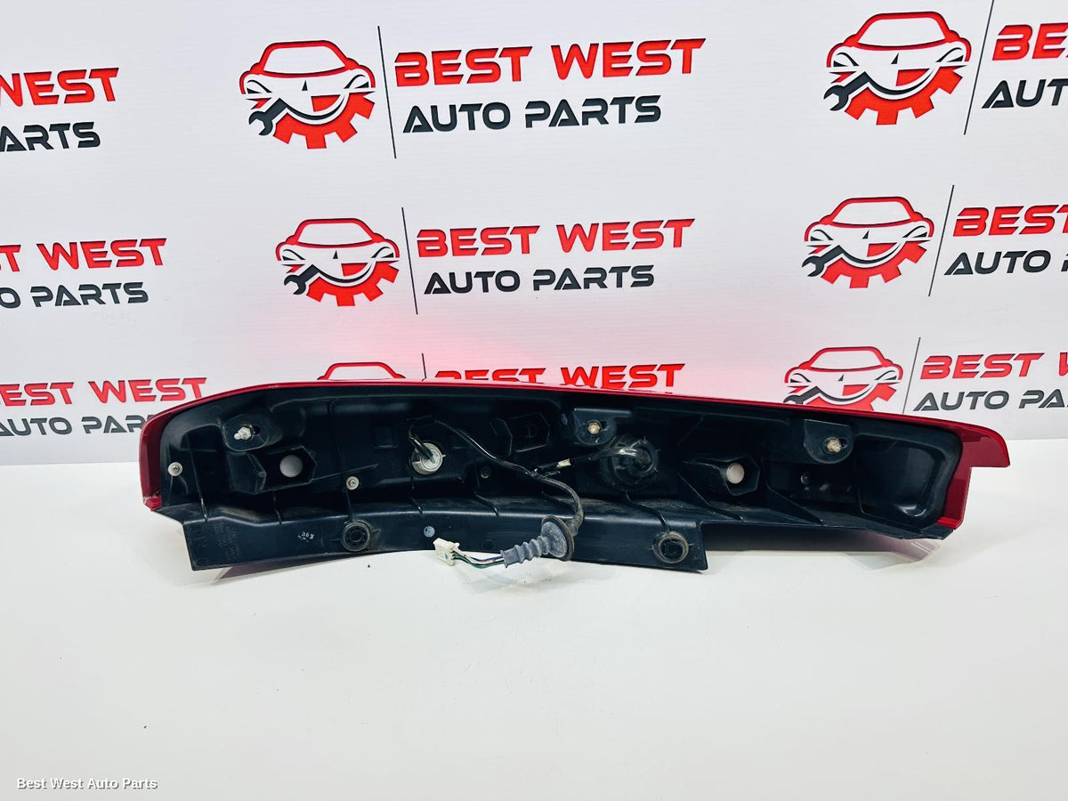 2013 NISSAN XTRAIL Right Taillight