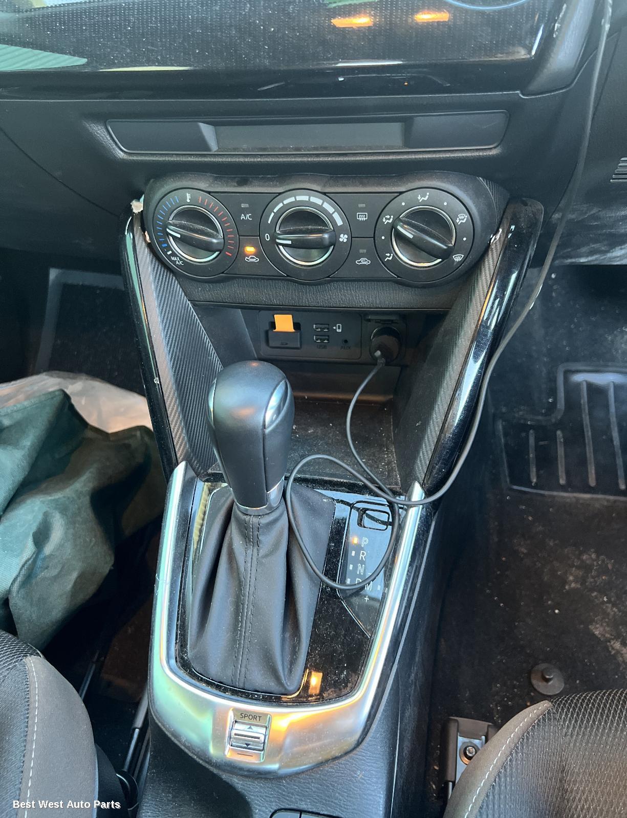 2020 MAZDA 2 Heater/Ac Controls