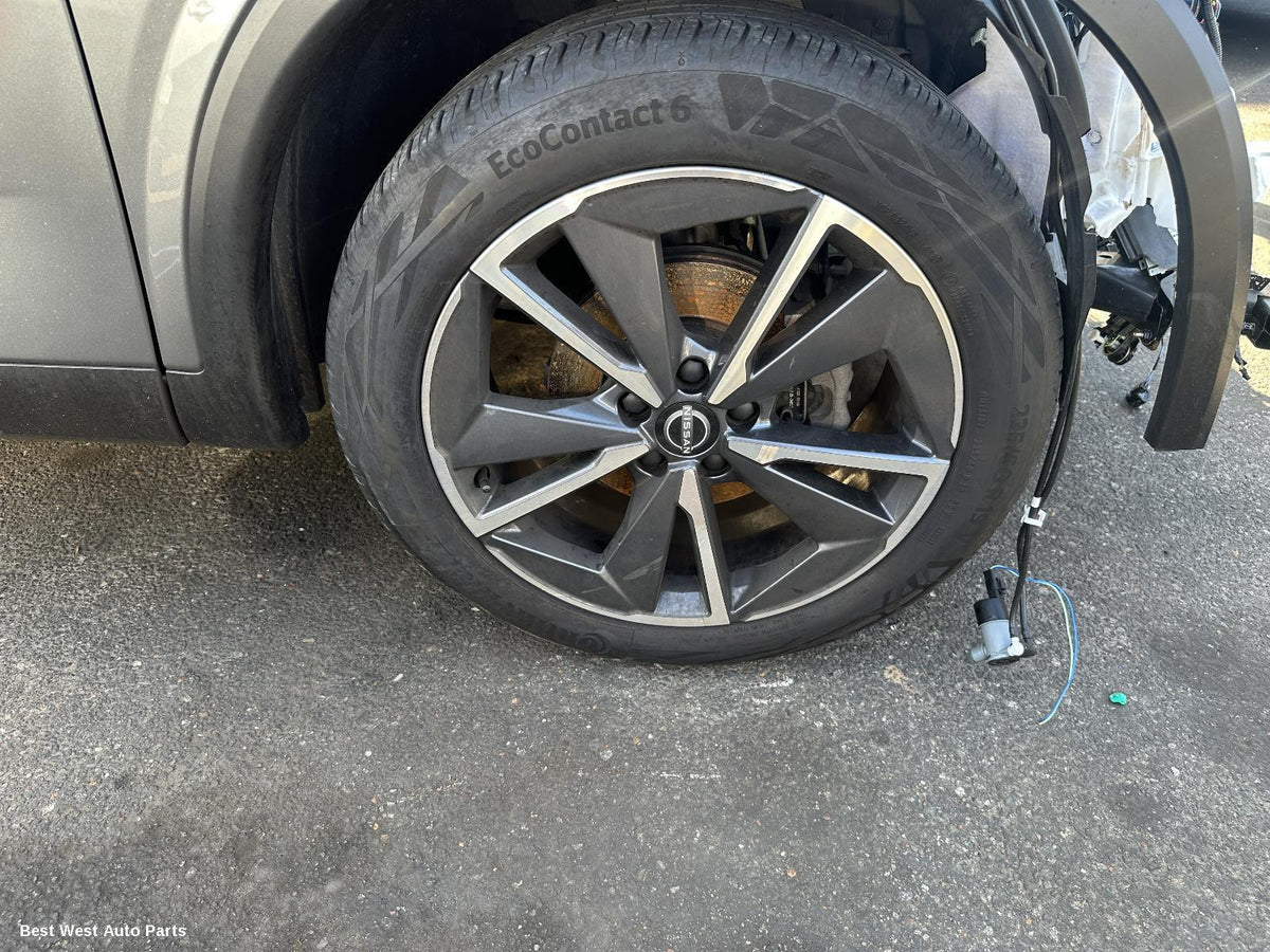 2023 NISSAN QASHQAI Wheel Mag