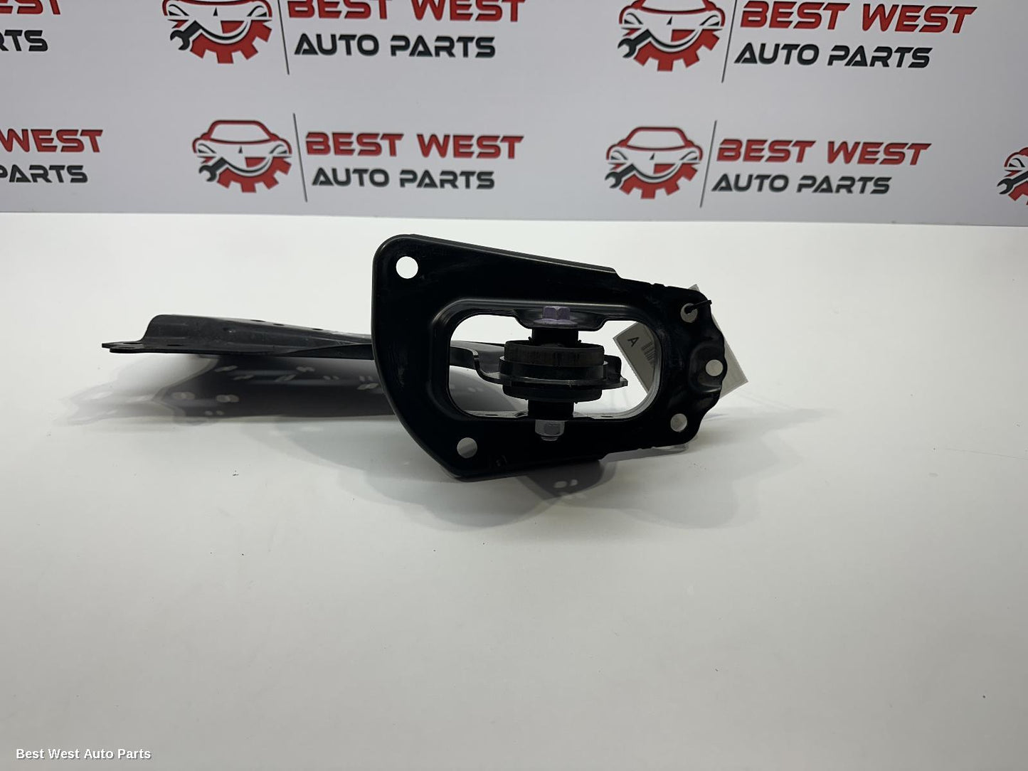 2022 TOYOTA COROLLA Right Rear Trailing Arm
