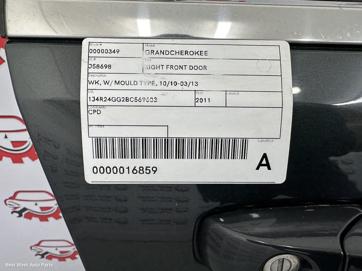 2011 JEEP GRANDCHEROKEE Right Front Door