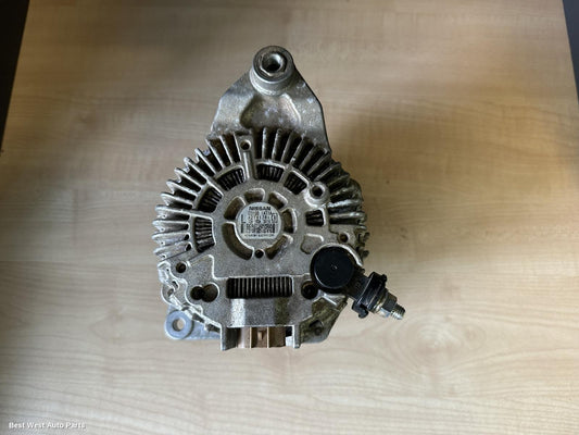 2014 NISSAN NAVARA Alternator