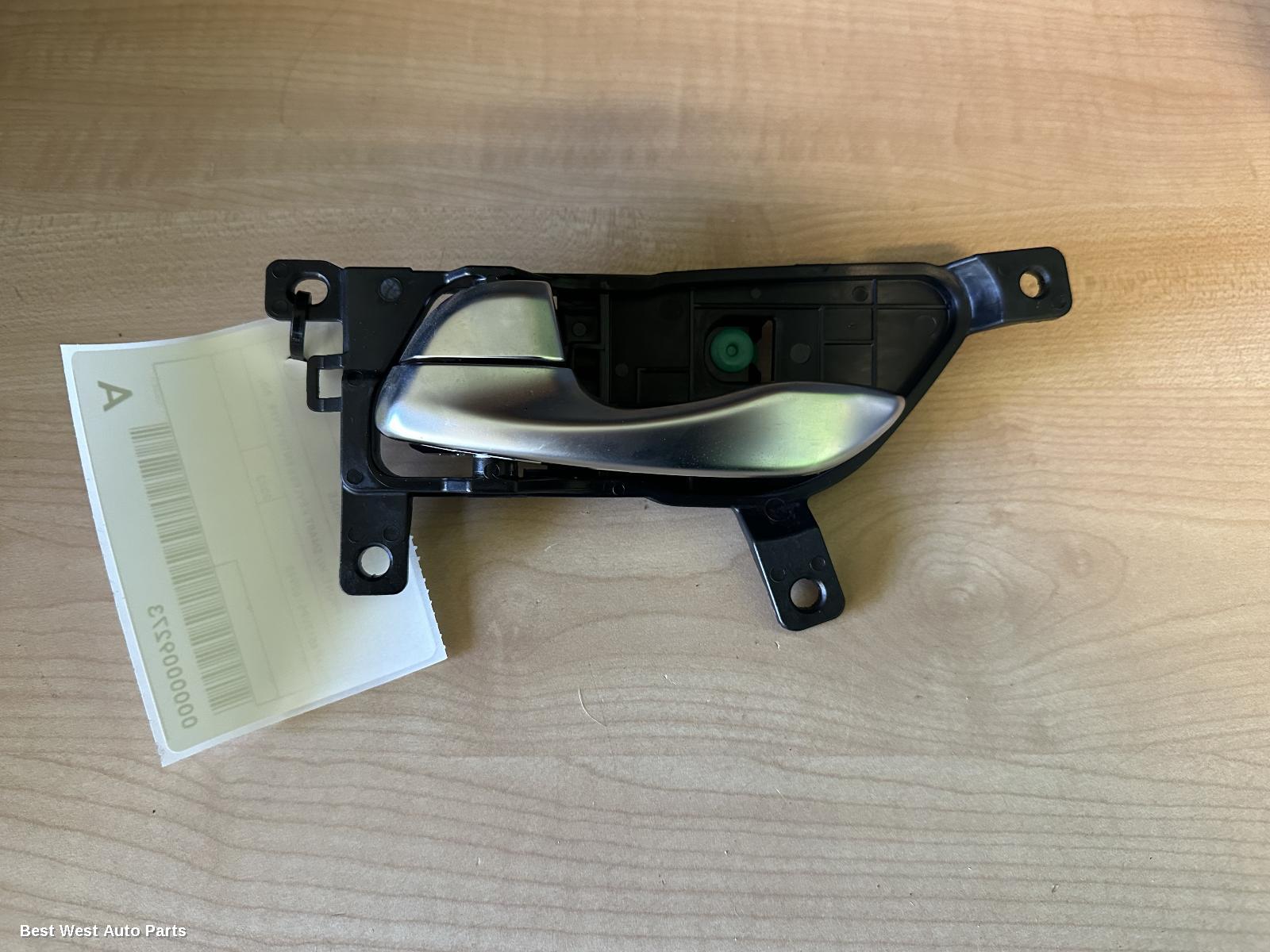 2023 KIA CERATO Door Handle