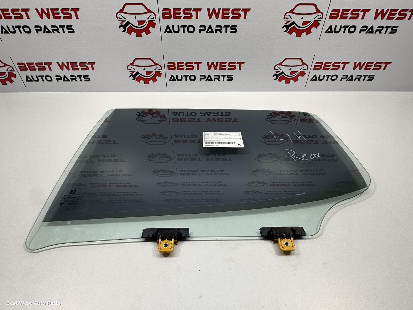 2017 HOLDEN COLORADO Left Rear Door Window