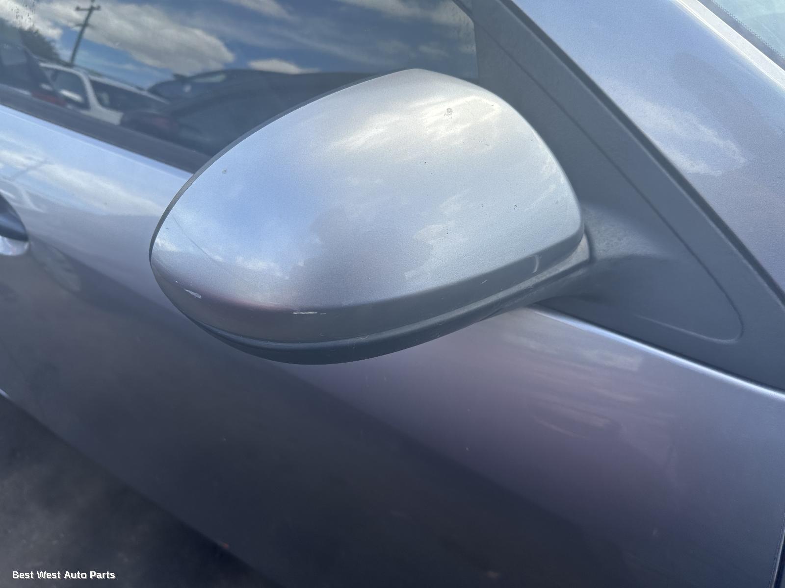 2011 MAZDA 3 Right Taillight