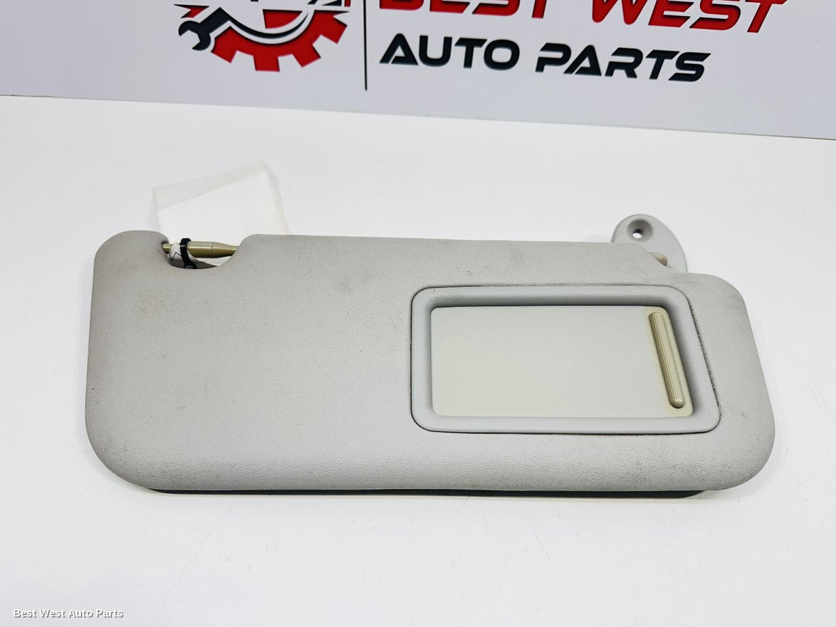 2016 TOYOTA YARIS Sunvisor