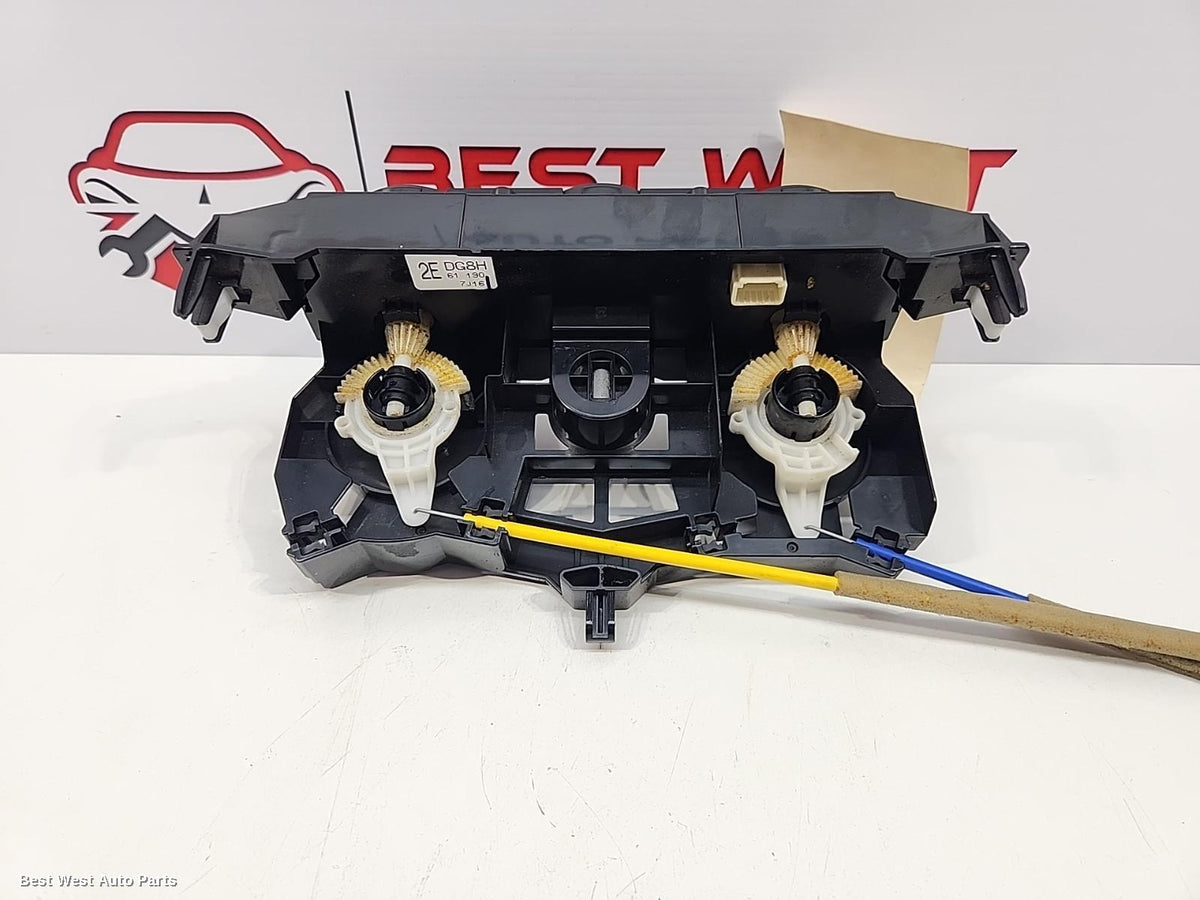 2018 MAZDA 2 Heater/Ac Controls