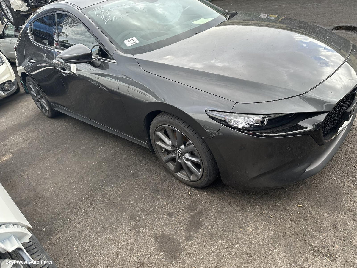 2021 MAZDA 3 Silencer