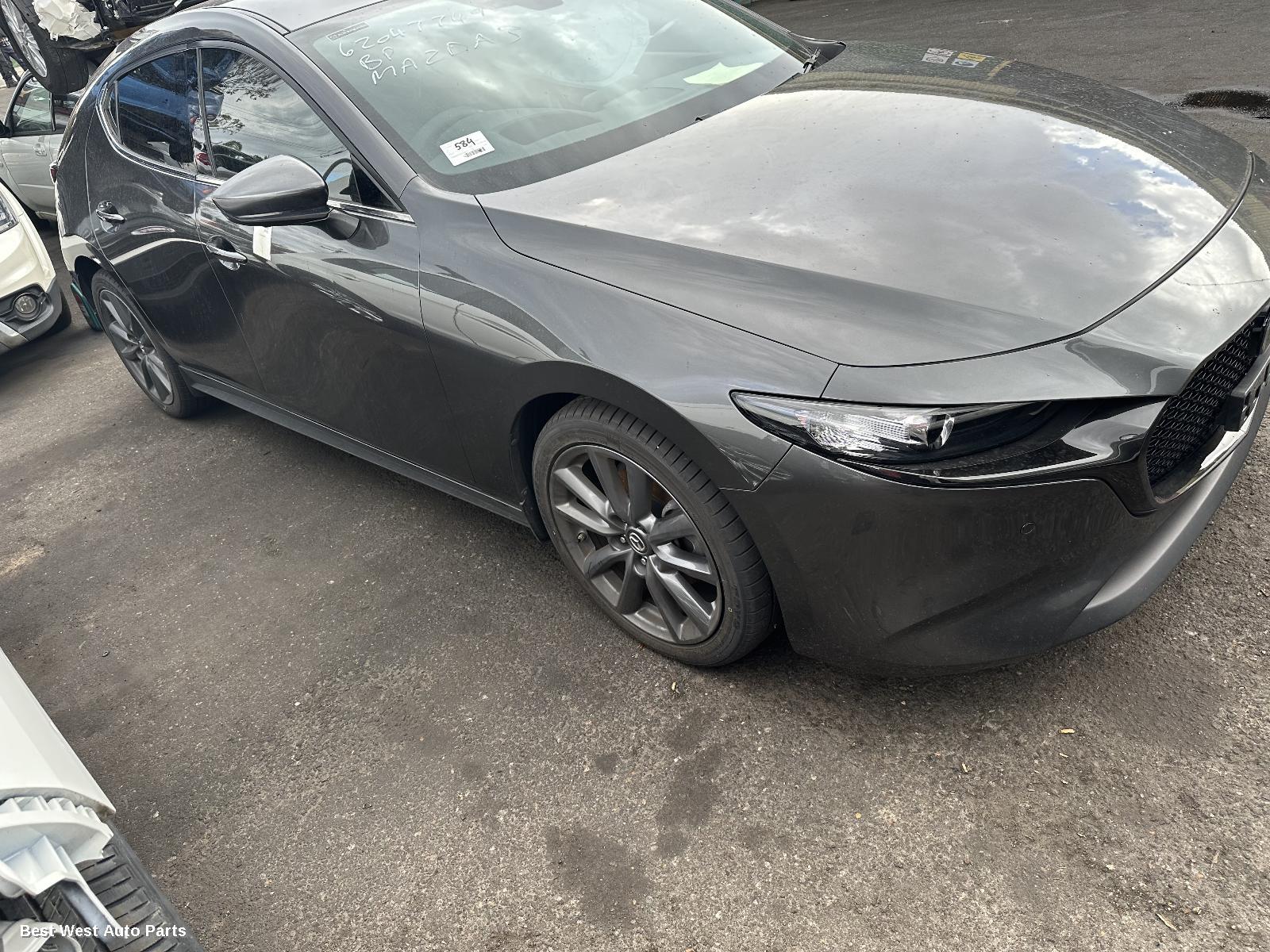 2021 MAZDA 3 Alternator