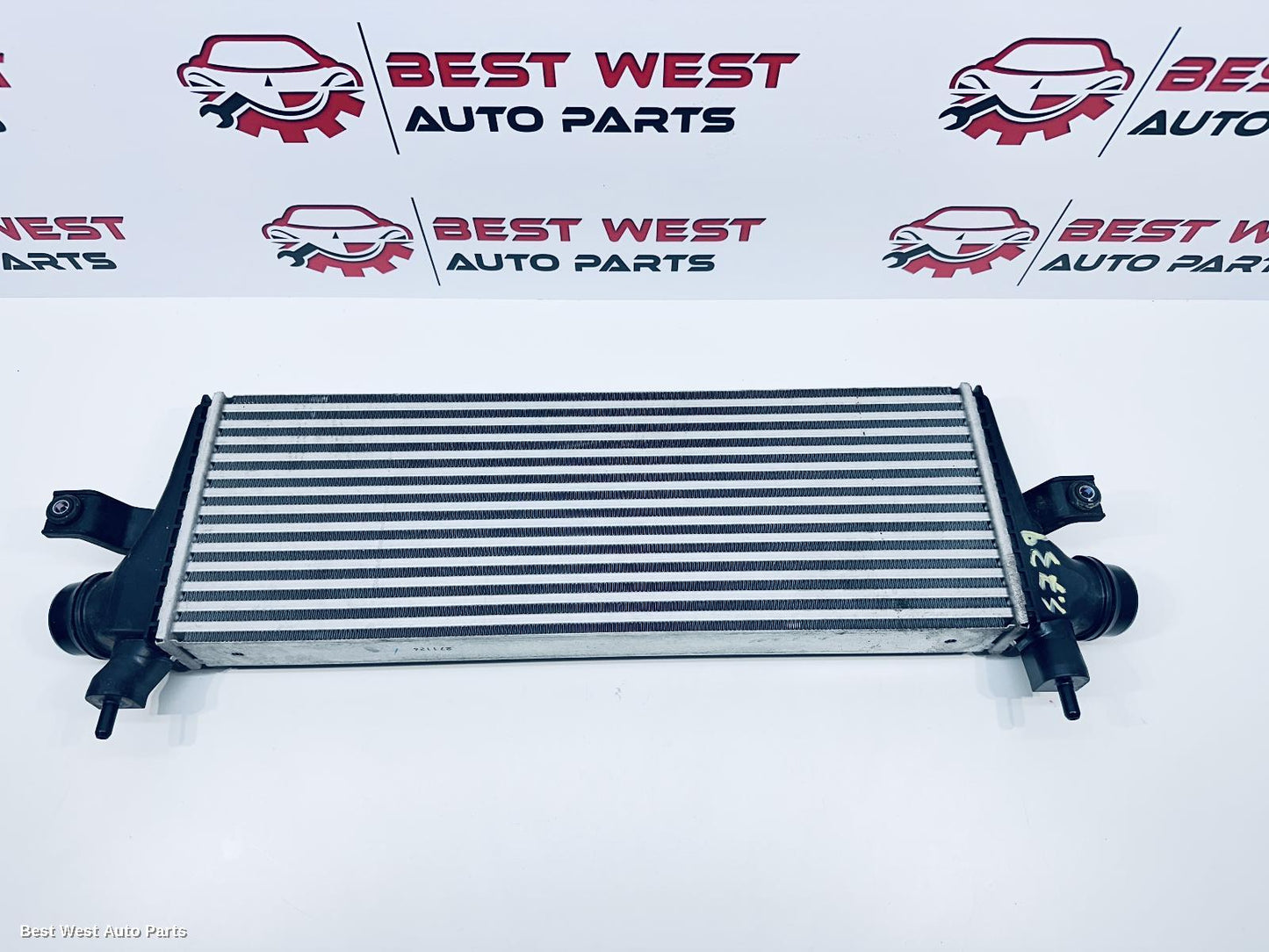 2024 TOYOTA HILUX Intercooler