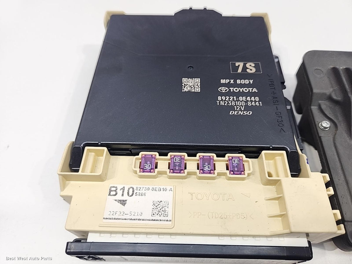 2022 TOYOTA KLUGER Ecu