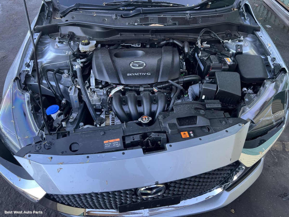2020 MAZDA 2 Engine