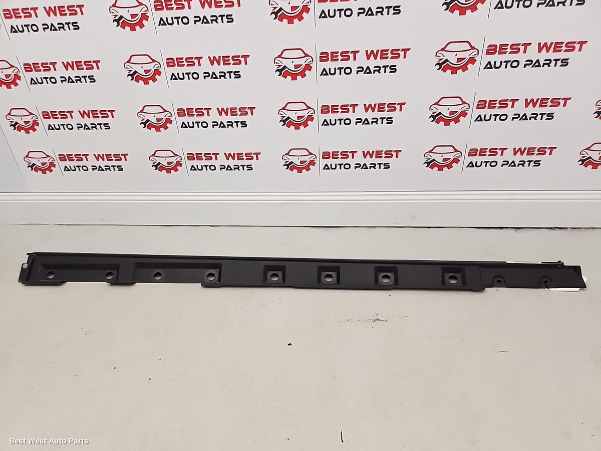 2024 TOYOTA RAV4 Side Step/Skirt