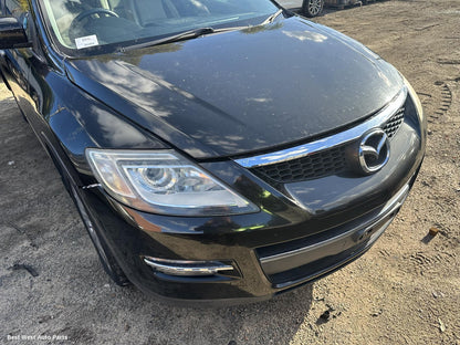 2009 MAZDA CX9 Right Front Hub Assembly